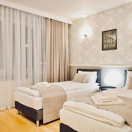 Jessapart- Babka Tower Apartment Варшава Экстерьер фото