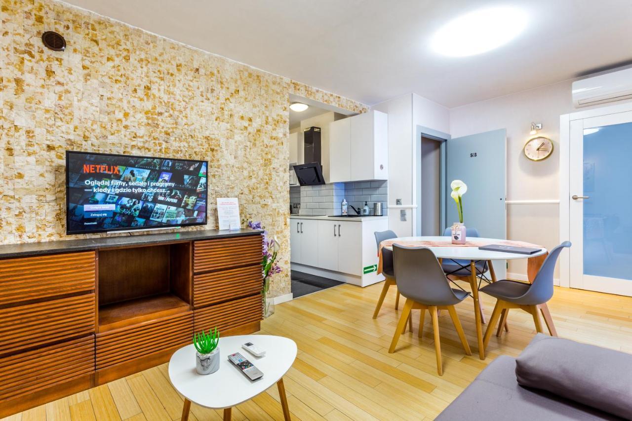 Jessapart- Babka Tower Apartment Варшава Экстерьер фото