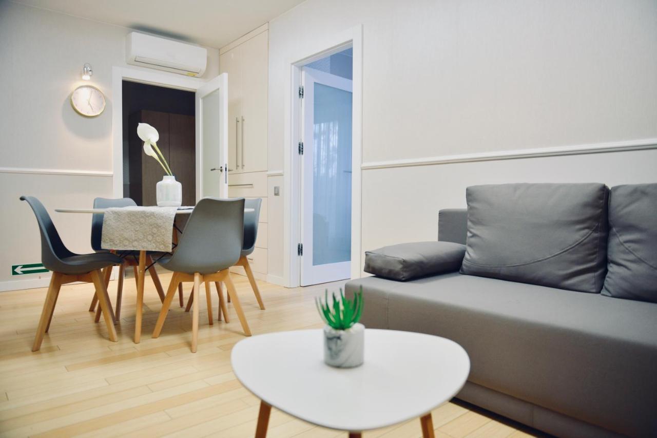 Jessapart- Babka Tower Apartment Варшава Экстерьер фото