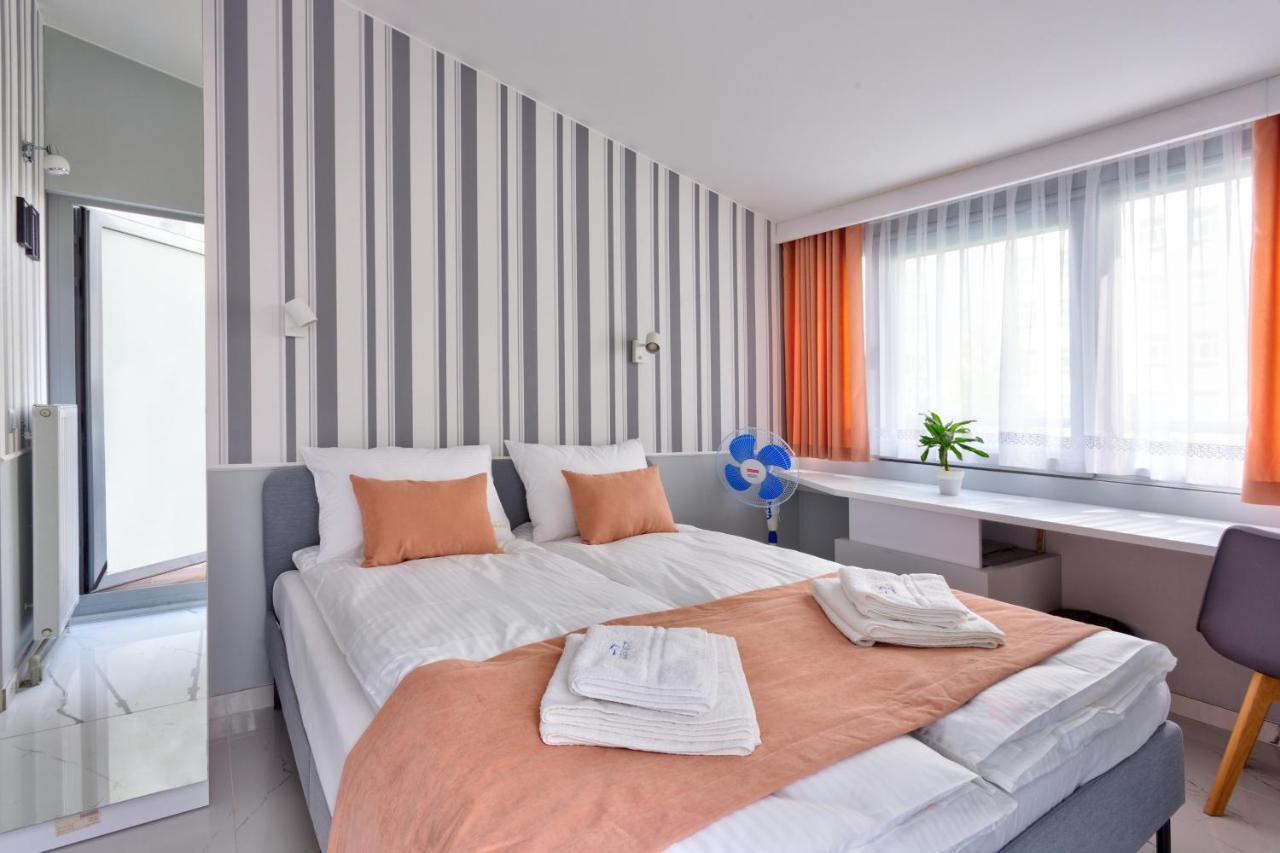 Jessapart- Babka Tower Apartment Варшава Экстерьер фото