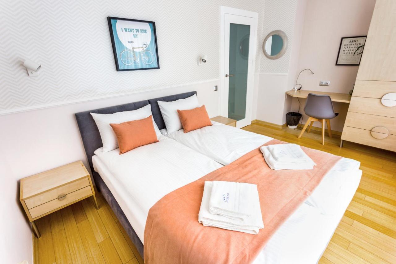 Jessapart- Babka Tower Apartment Варшава Экстерьер фото