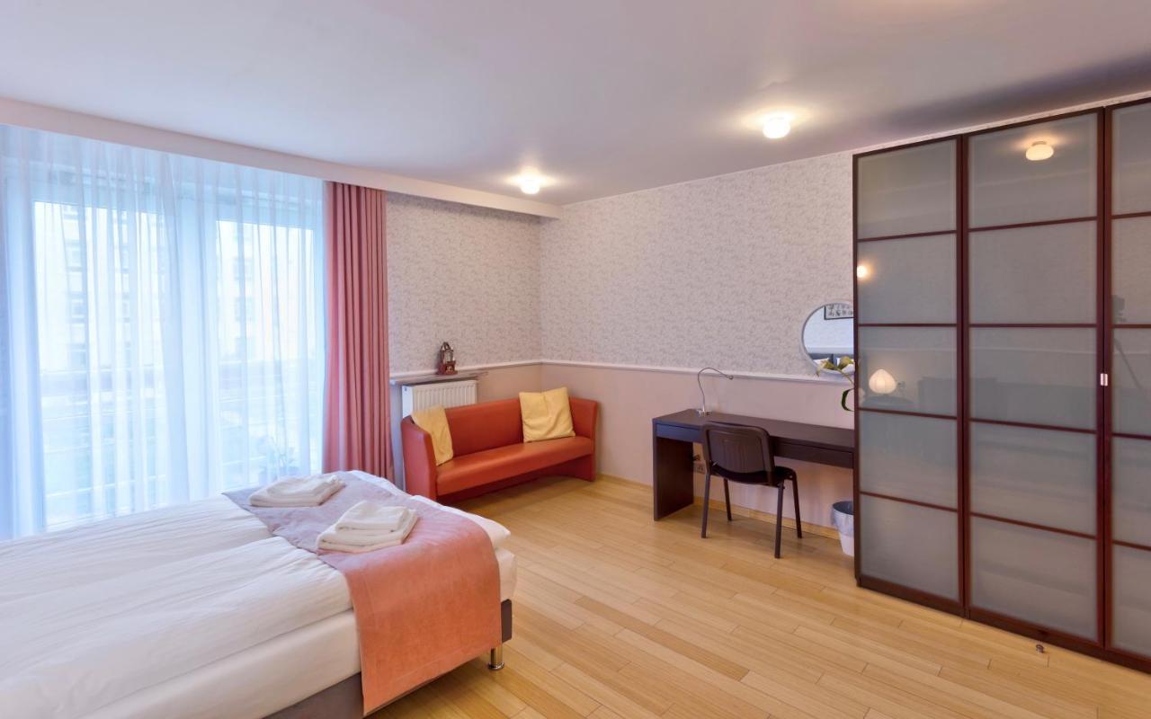 Jessapart- Babka Tower Apartment Варшава Экстерьер фото