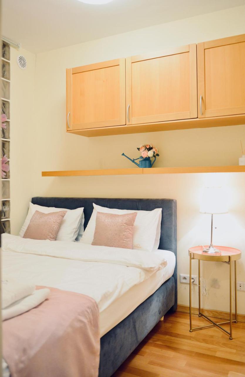 Jessapart- Babka Tower Apartment Варшава Экстерьер фото