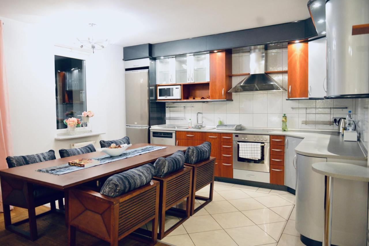 Jessapart- Babka Tower Apartment Варшава Экстерьер фото